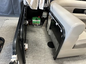 Premier 230 SUNSATION TRITOON 18 2024 Premier 230 SUNSATION TRITOON 19
