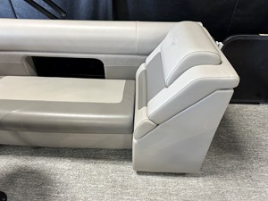 Premier 230 SUNSATION TRITOON 32 2024 Premier 230 SUNSATION TRITOON 33