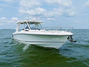 Boston Whaler 350 Realm 10 2023 Boston Whaler 350 Realm 11