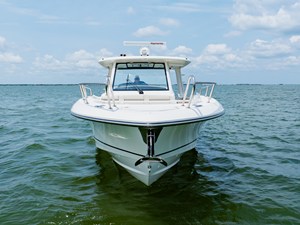 Boston Whaler 350 Realm 11 2023 Boston Whaler 350 Realm 12
