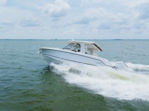 Boston Whaler 350 Realm 20 2023 Boston Whaler 350 Realm 21