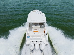Boston Whaler 350 Realm 25 2023 Boston Whaler 350 Realm 26