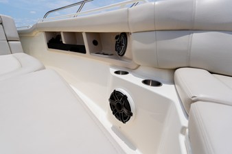 Boston Whaler 350 Realm 34 2023 Boston Whaler 350 Realm 35