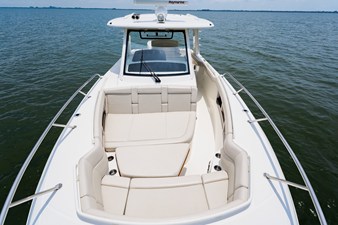 Boston Whaler 350 Realm 39 2023 Boston Whaler 350 Realm 40