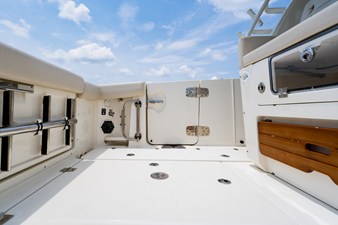Boston Whaler 350 Realm 85 2023 Boston Whaler 350 Realm 86