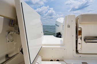 Boston Whaler 350 Realm 92 2023 Boston Whaler 350 Realm 93
