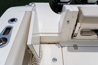 Boston Whaler 350 Realm 93 2023 Boston Whaler 350 Realm 94