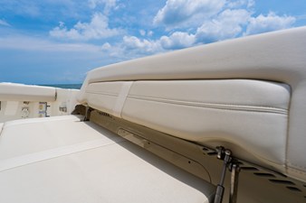 Boston Whaler 350 Realm 95 2023 Boston Whaler 350 Realm 96