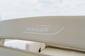 Boston Whaler 350 Realm 100 2023 Boston Whaler 350 Realm 101