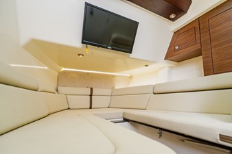 Boston Whaler 350 Realm 108 2023 Boston Whaler 350 Realm 109