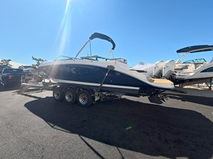 Sea Ray 270 SDX 2 2020 Sea Ray 270 SDX 3