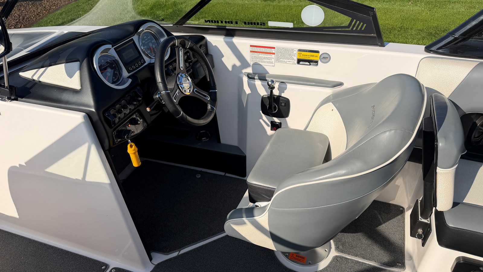 2017 Moomba MOJO 35