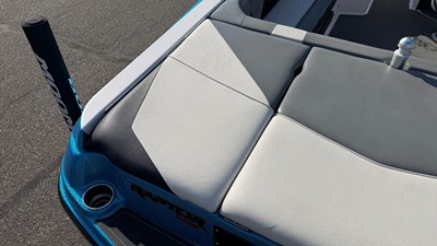 2017 Moomba MOJO 8