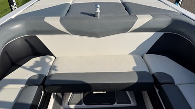 2017 Moomba MOJO 21
