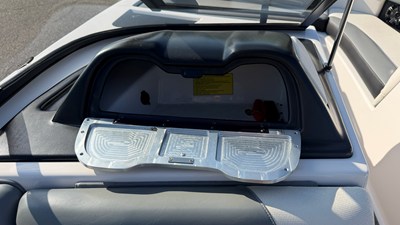 2017 Moomba MOJO 34