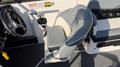 2017 Moomba MOJO 36
