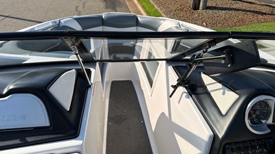 2017 Moomba MOJO 49