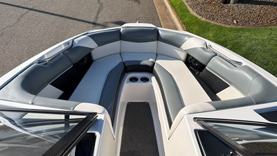2017 Moomba MOJO 50