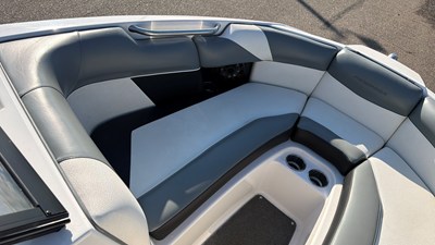 2017 Moomba MOJO 51