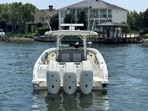 Boston Whaler 380 OUTRAGE 1 2024 Boston Whaler 380 OUTRAGE 2