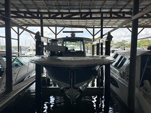 Boston Whaler 380 OUTRAGE 18 2024 Boston Whaler 380 OUTRAGE 19