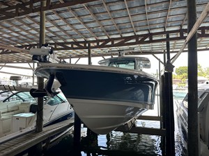 Boston Whaler 380 OUTRAGE 19 2024 Boston Whaler 380 OUTRAGE 20