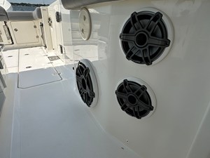 Boston Whaler 380 OUTRAGE 46 2024 Boston Whaler 380 OUTRAGE 47