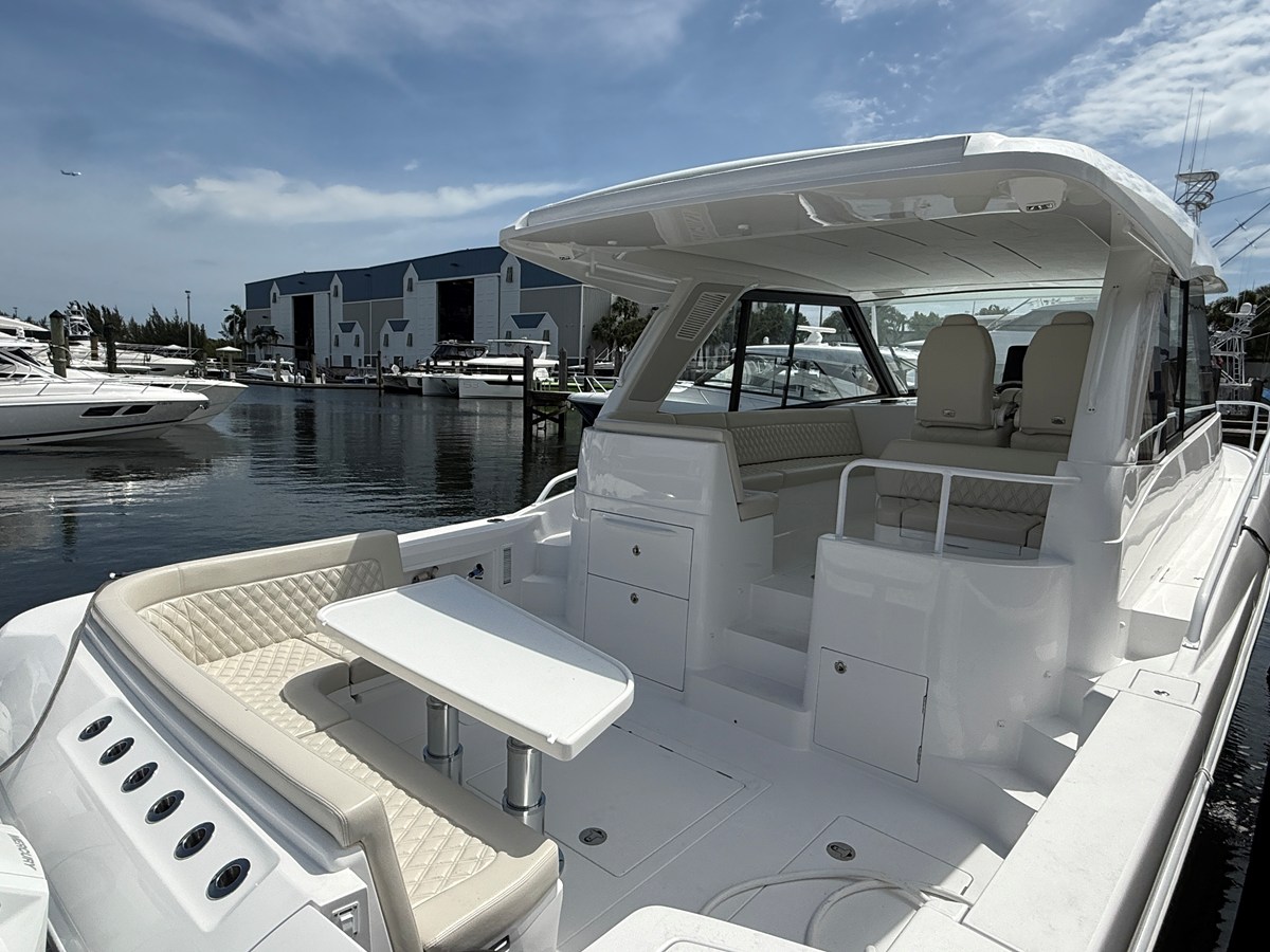 2026 Intrepid 50 EVOLUTION 4