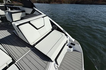 2026 Yamaha 252SE 9