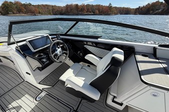 2026 Yamaha 252SE 19