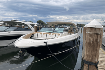 Sea Ray 400 SLX 17 2019 Sea Ray 400 SLX 18