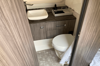 Sea Ray 400 SLX 36 2019 Sea Ray 400 SLX 37