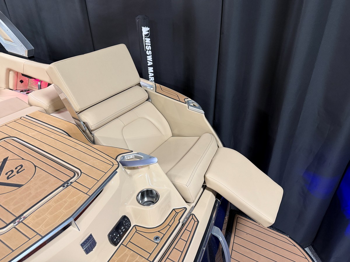 2022 Mastercraft X22 19