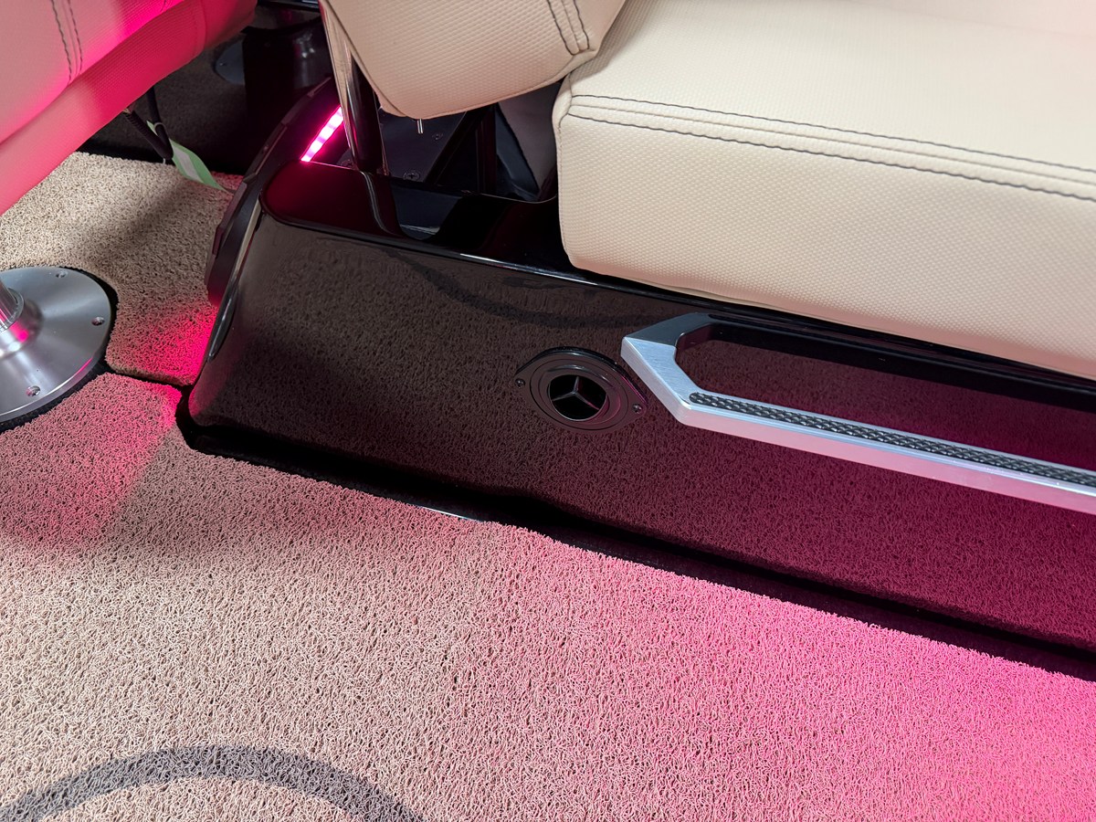 2022 Mastercraft X22 29