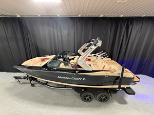 Mastercraft X22 1 2022 Mastercraft X22 2
