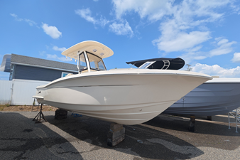 Scout 220 XSF 1 2027 Scout 220 XSF 2