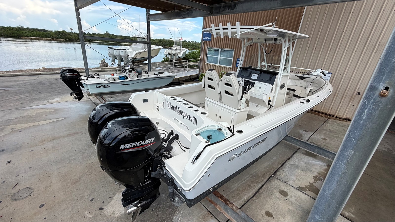 2022 Sailfish 242 CC 15