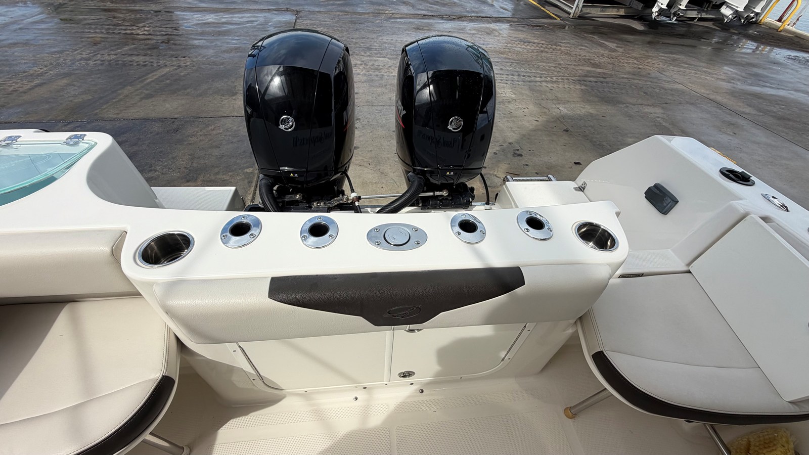 2022 Sailfish 242 CC 27