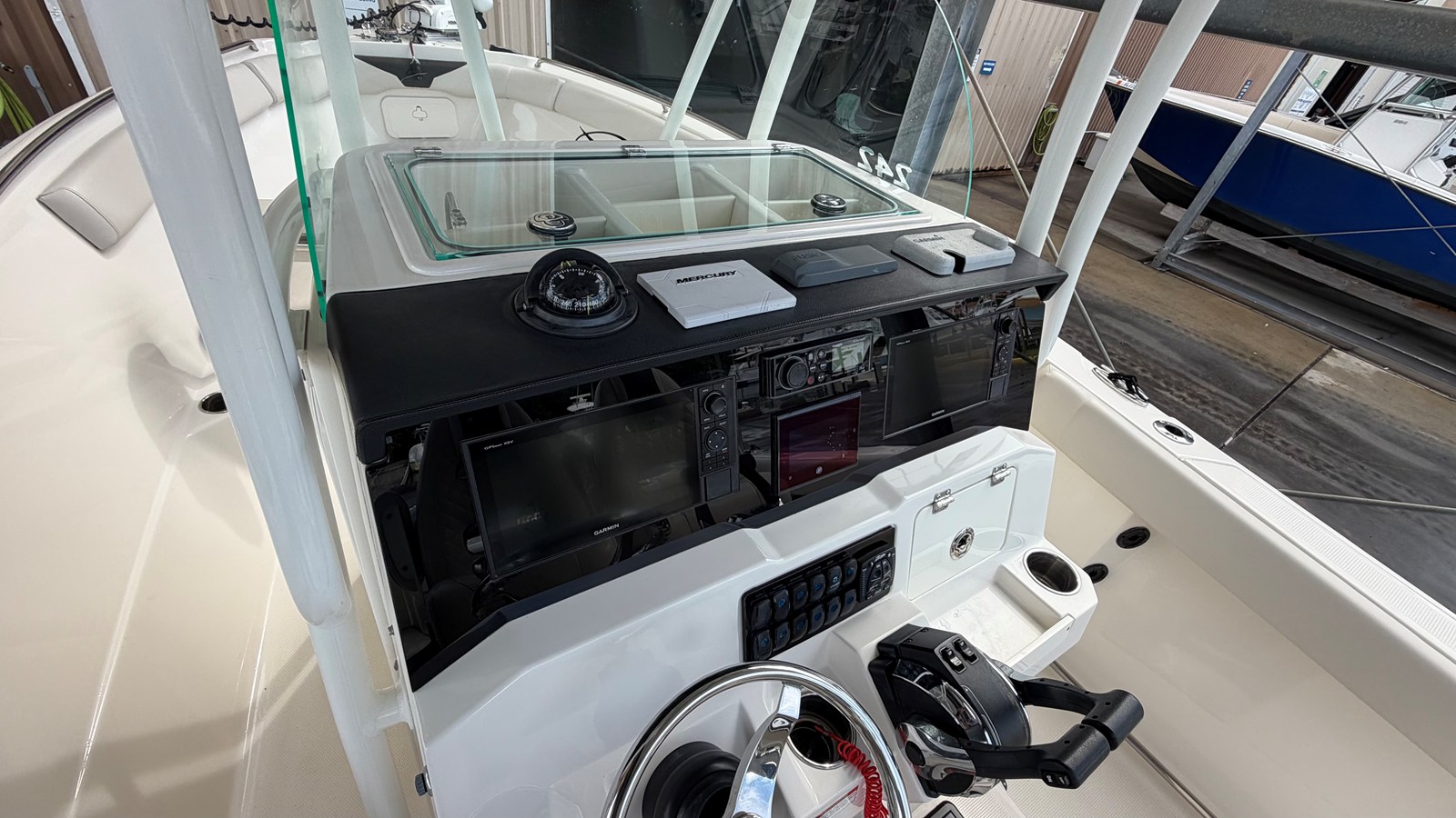 2022 Sailfish 242 CC 54