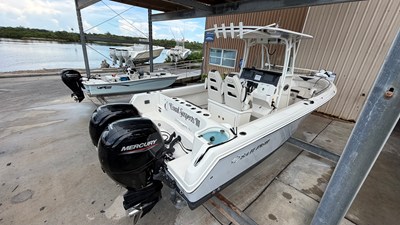 Sailfish 242 CC 14 2022 Sailfish 242 CC 15