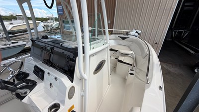 Sailfish 242 CC 60 2022 Sailfish 242 CC 61