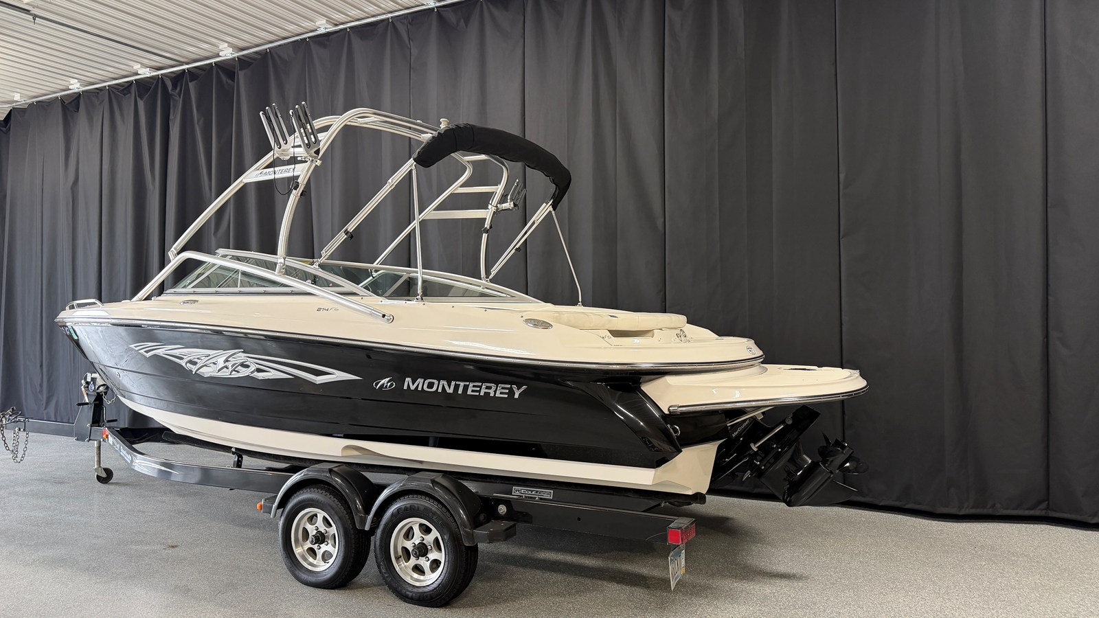 2010 Monterey 214 4
