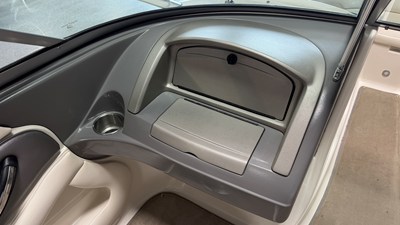 2010 Monterey 214 42