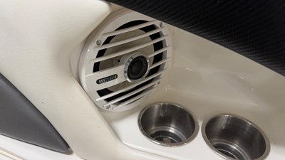 2010 Monterey 214 53