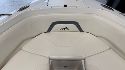 2010 Monterey 214 72