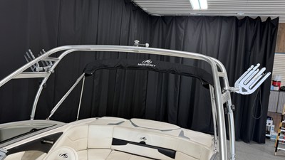2010 Monterey 214 76