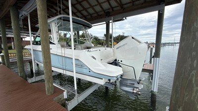 Boston Whaler 280 VANTAGE 4 2024 Boston Whaler 280 VANTAGE 5