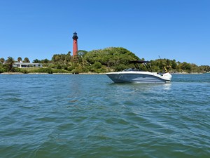 Sea Ray SPX 210 Outboard 6 2026 Sea Ray SPX 210 Outboard 7