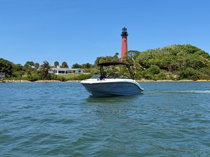 Sea Ray SPX 210 Outboard 7 2026 Sea Ray SPX 210 Outboard 8