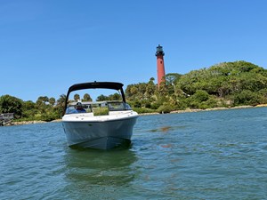 Sea Ray SPX 210 Outboard 8 2026 Sea Ray SPX 210 Outboard 9
